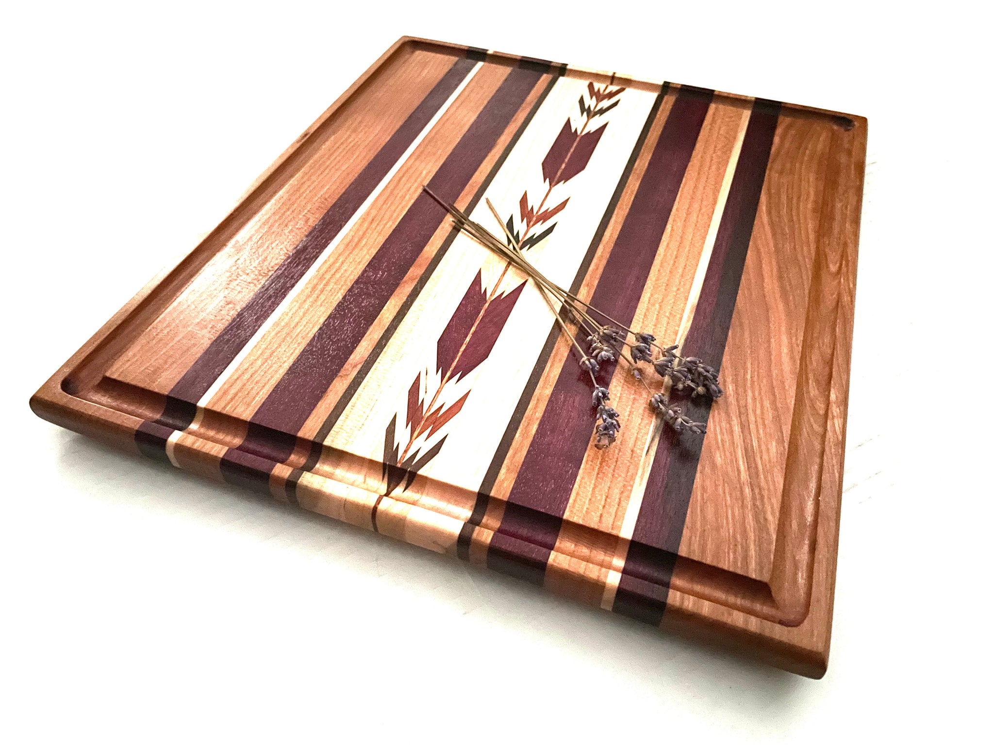 BigWood Boards Wiltshire 9 x 12 Cutting Board - Walnut (w/ Rope Handles)
